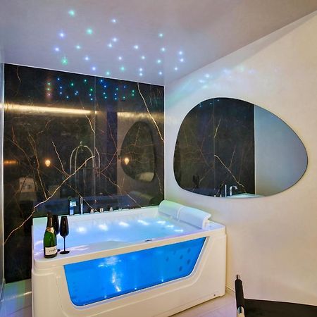 Distinto Suite & Rooms Lecce Zewnętrze zdjęcie