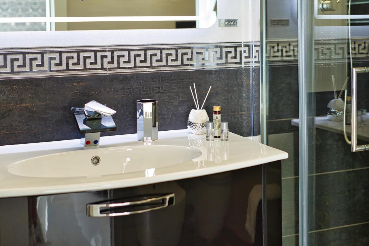 Distinto Suite & Rooms Lecce Zewnętrze zdjęcie