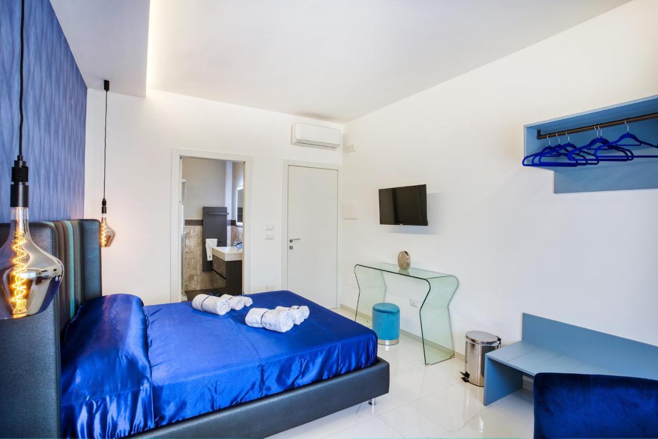 Distinto Suite & Rooms Lecce Zewnętrze zdjęcie