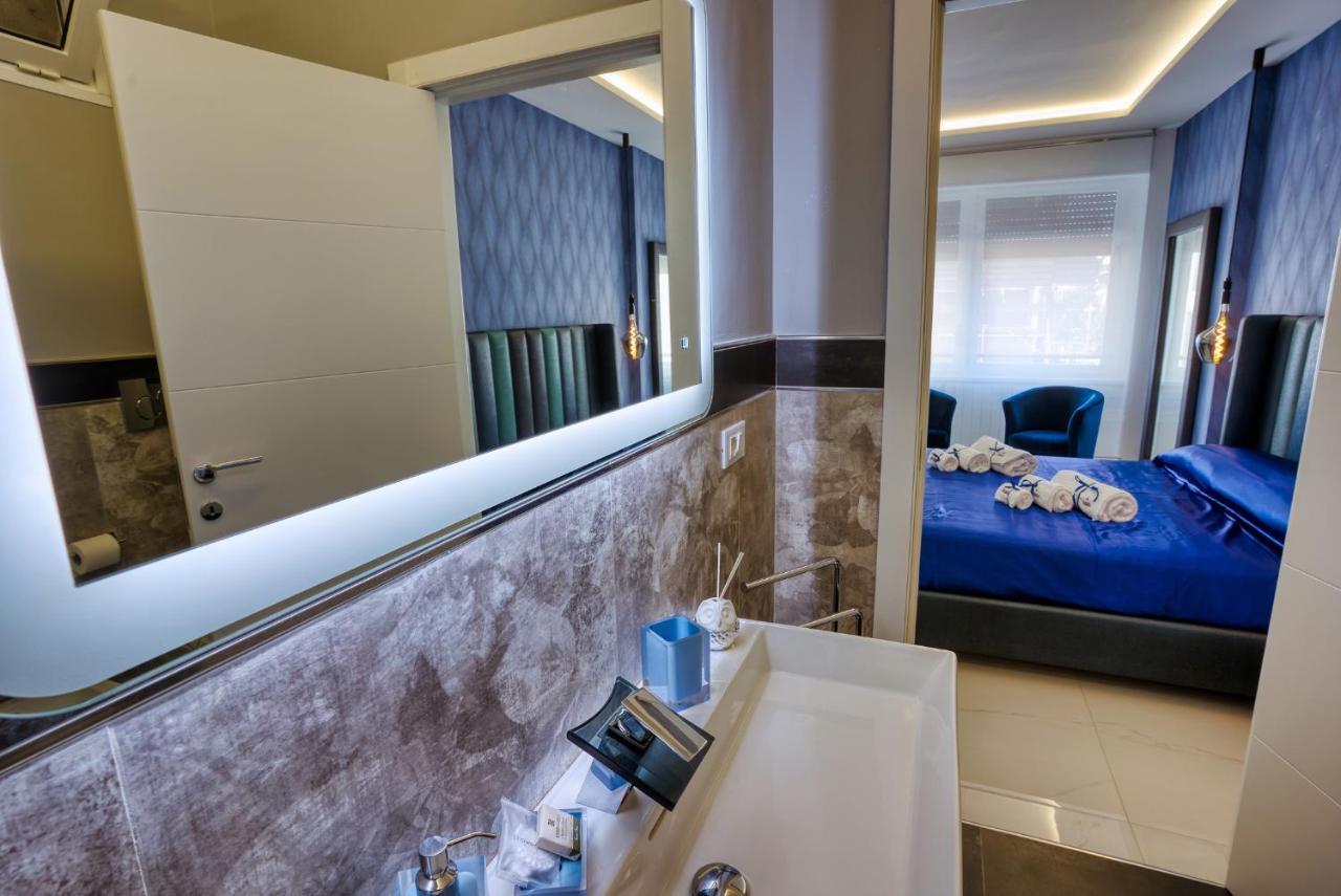 Distinto Suite & Rooms Lecce Zewnętrze zdjęcie