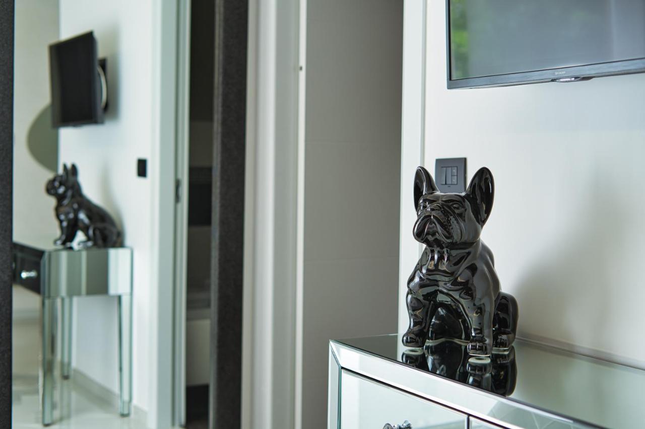 Distinto Suite & Rooms Lecce Zewnętrze zdjęcie